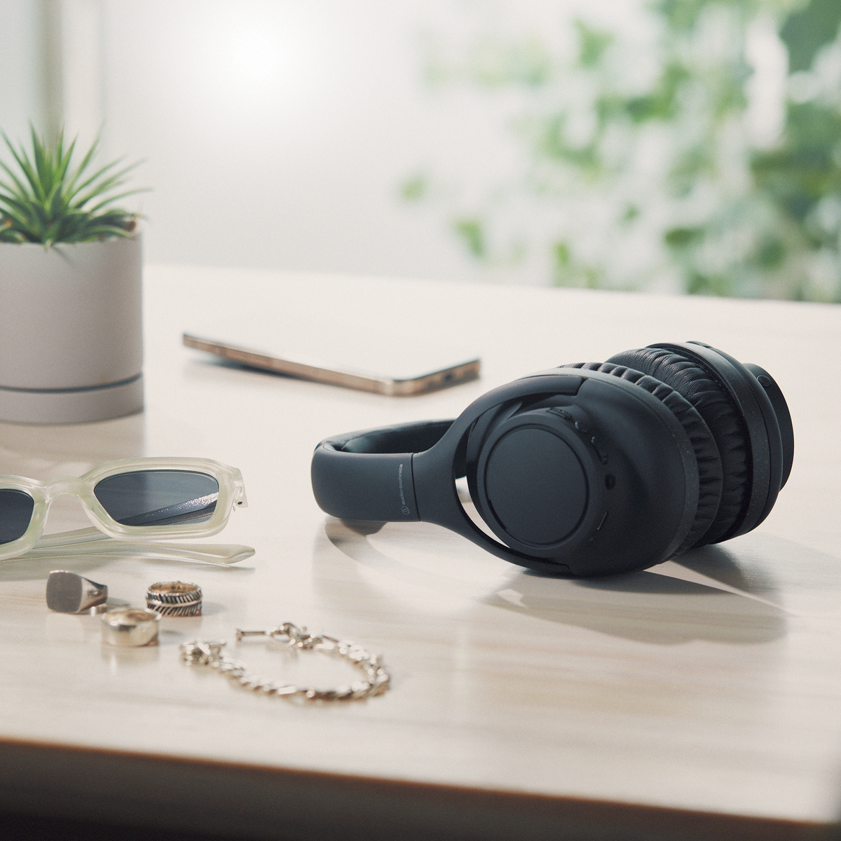 Audio Technica ATH-S300BT WIRELESS OVER-EAR HEADPHONES, BLACK